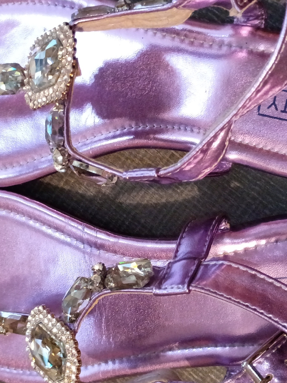 Embellished Metallic Purple Women’s Sandals